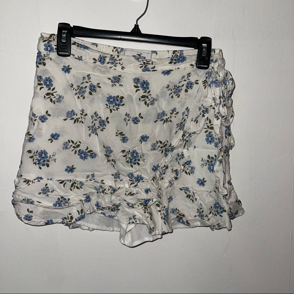 Hollister Floral skort